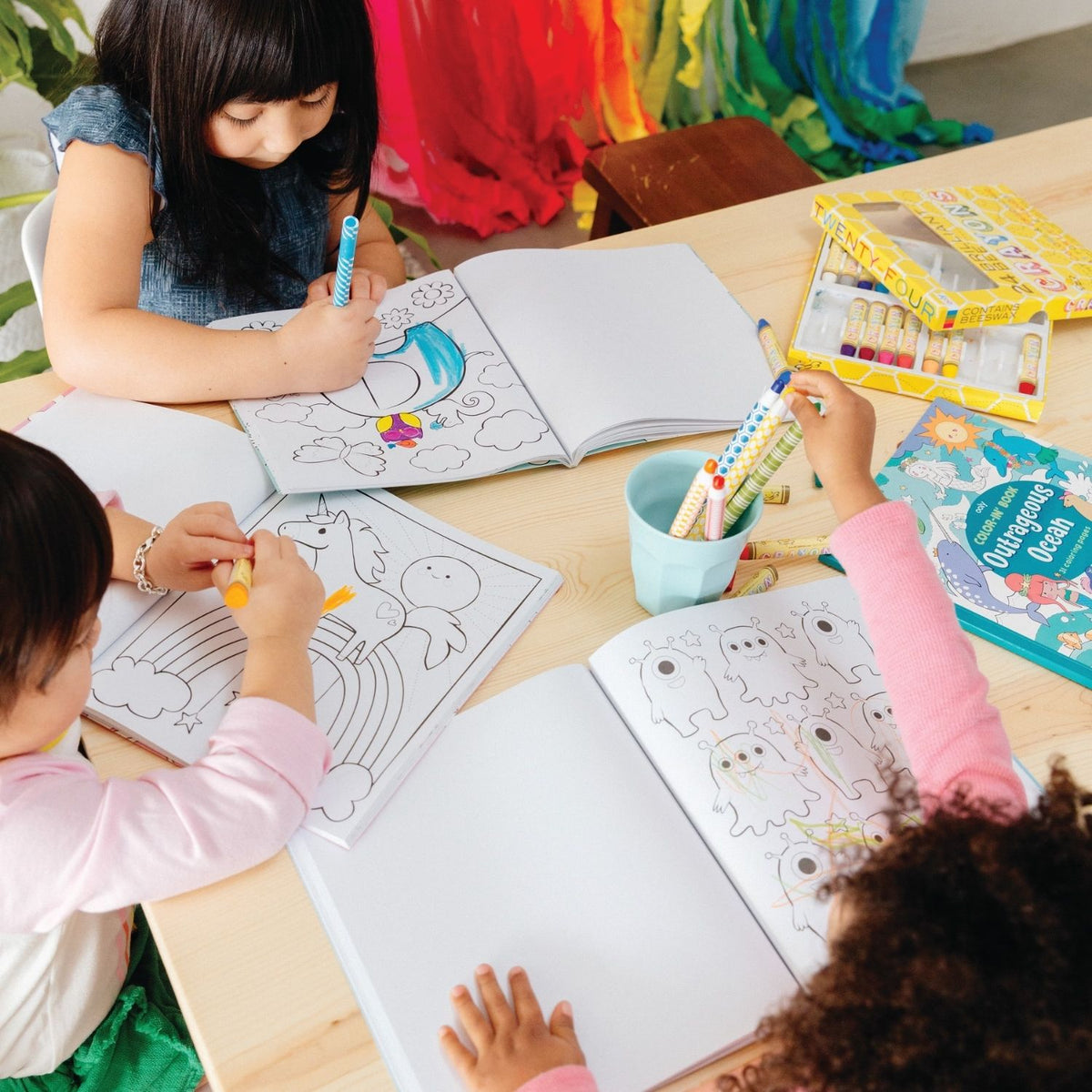 Enchanting Unicorns Colouring Book
