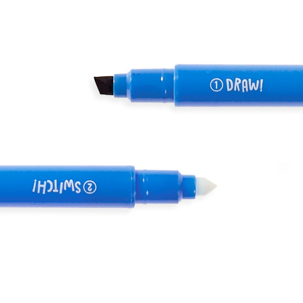 A close-up of a single marker with both caps off, showing the vibrant coloured chisel nib on one end and the white "changer" chisel nib on the other.