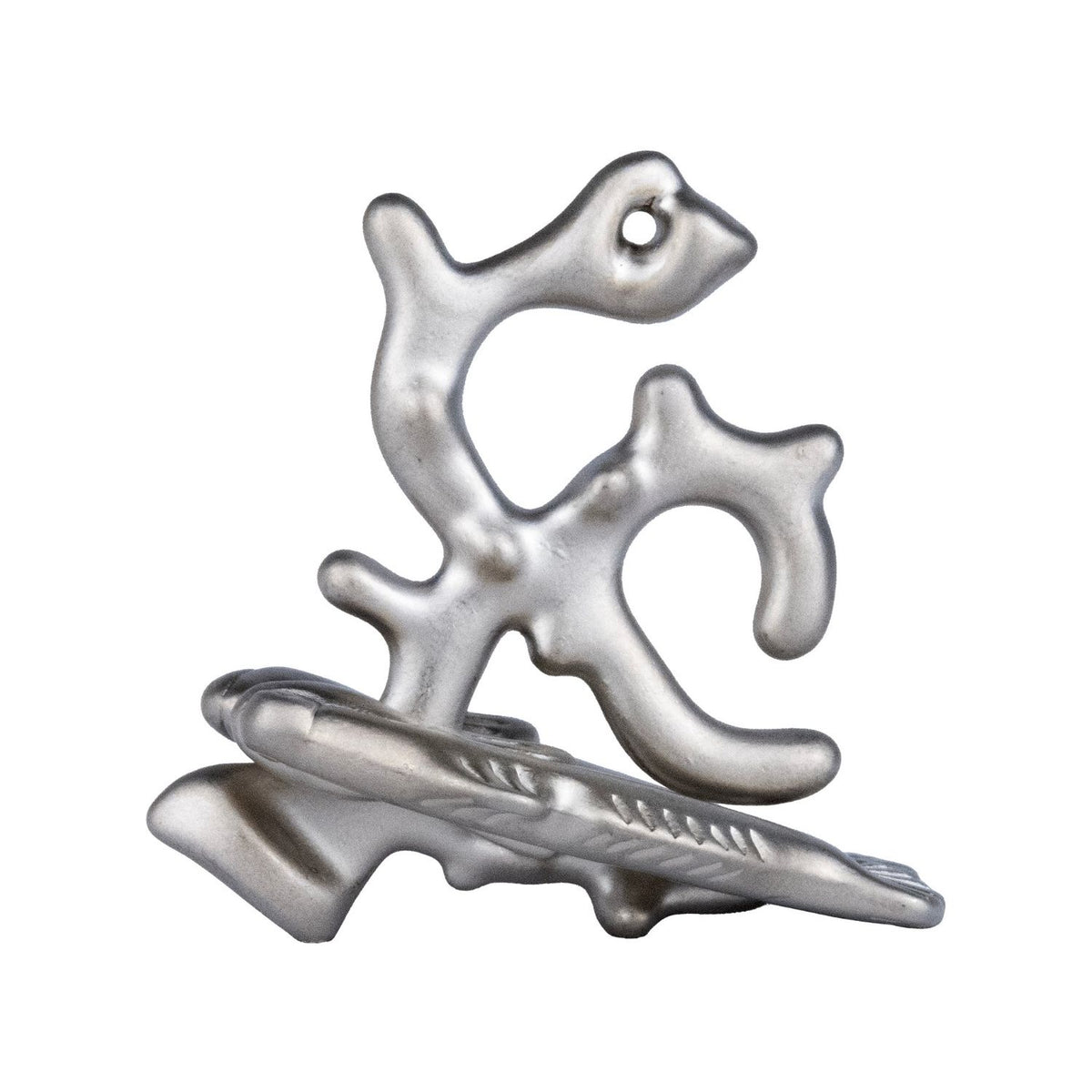 A high-definition shot of the high-quality disentanglement puzzles, showcasing the durable metal construction and silver-toned finish.